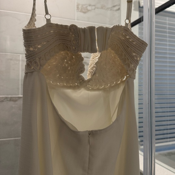 Elegant White Dress By Clea - Picture 6 of 7